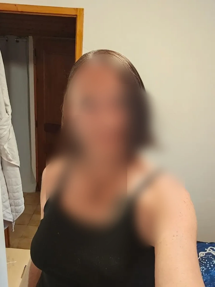 Coralie - Image 2